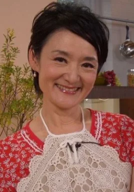 谭艾珍